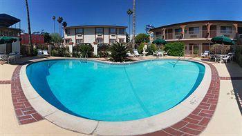 Motel Hollywood 2*
